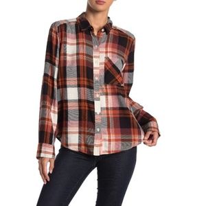 ABOUND Plaid Button Down Shirt